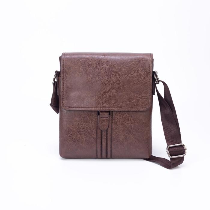 Планшет мужской, отдел на молнии, длинный ремень, цвет коричневый
Планшет мужской, отдел на молнии, длинный ремень, цвет коричневый