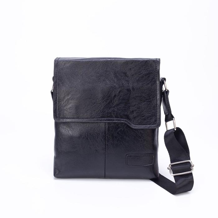 Планшет мужской, отдел на молнии, длинный ремень, цвет чёрный 
Планшет мужской, отдел на молнии, длинный ремень, цвет чёрный