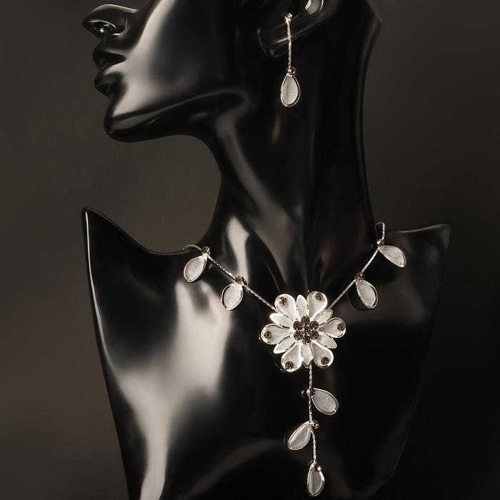 Набор 2 предмета: серьги, колье "Утончённость" летний цветок, МИКС, 40см
Набор 2 предмета: серьги, колье "Утончённость" летний цветок, МИКС, 40см