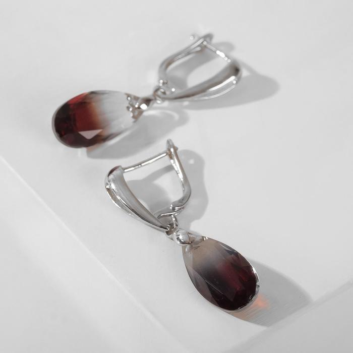Серьги со стразами "Иллюзион" капелька, цвет прозрачно-красный в серебре
Серьги со стразами "Иллюзион" капелька, цвет прозрачно-красный в серебре