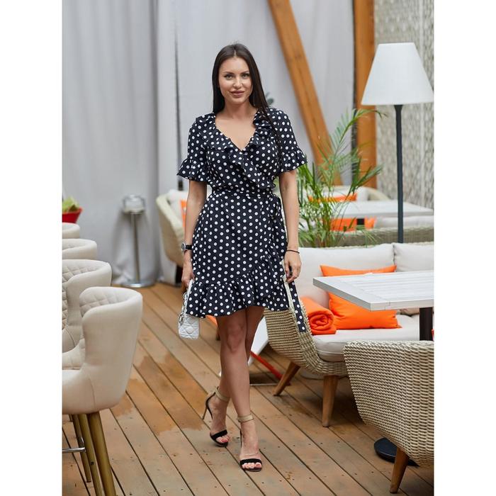 Платье женское, размер 46
Платье женское, размер 46