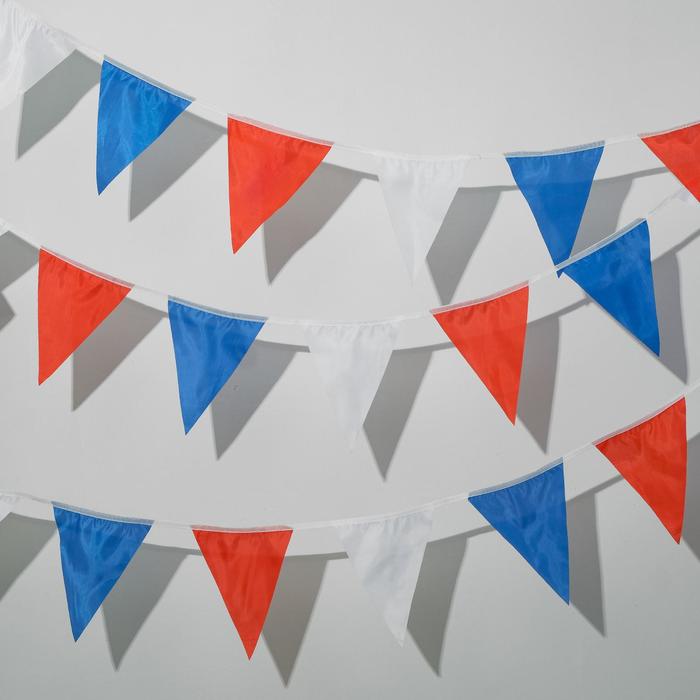 Гирлянда флажная "Треугольник" триколор, 5 м., расстояние между флажками 5 см
Гирлянда флажная "Треугольник" триколор, 5 м., расстояние между флажками 5 см