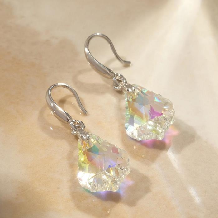 Серьги со стразами "Иллюзион" капля, цвет радужный в серебре
Серьги со стразами "Иллюзион" капля, цвет радужный в серебре