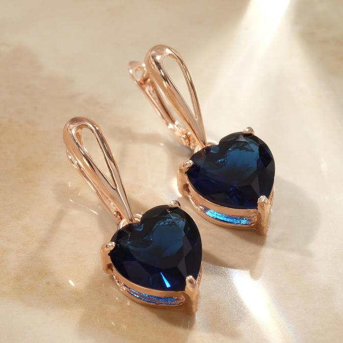 Серьги со стразами "Циркония" сердечко, цвет тёмно-синий в золоте
Серьги со стразами "Циркония" сердечко, цвет тёмно-синий в золоте