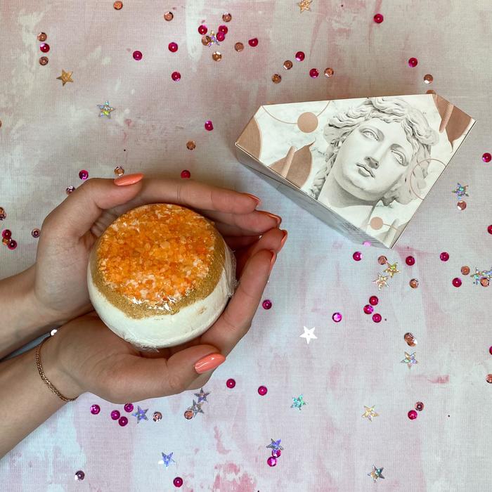 Бомбочка для ванн с кристаллами «Удивляй красотой» 300г, капучино
Бомбочка для ванн с кристаллами «Удивляй красотой» 300г, капучино