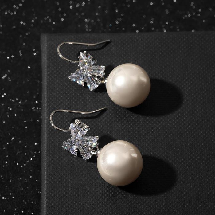 Серьги с жемчугом "Грейс" бантики, цвет белый в серебре
Серьги с жемчугом "Грейс" бантики, цвет белый в серебре