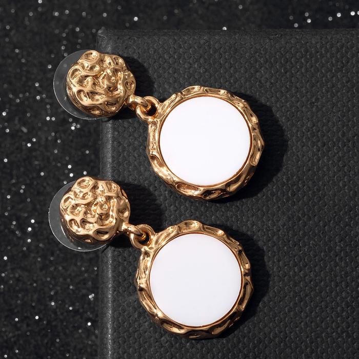 Серьги с эмалью "Неровности" два диска, цвет белый в золоте
Серьги с эмалью "Неровности" два диска, цвет белый в золоте