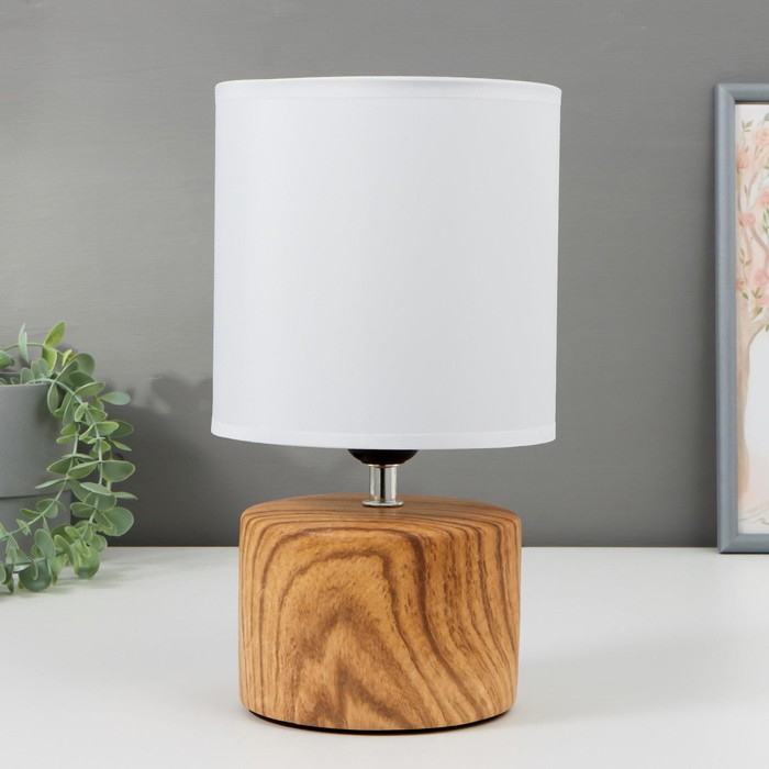 Лампа настольная 16371/1 E27 40Вт светлое дерево 16х16х29 см
Лампа настольная 16371/1 E27 40Вт светлое дерево 16х16х29 см