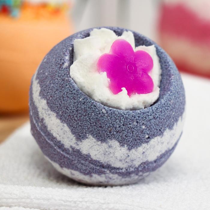 Бомбочка для ванн Bomb Master «Фиолетовый цветочек», 120 г
Бомбочка для ванн Bomb Master «Фиолетовый цветочек», 120 г