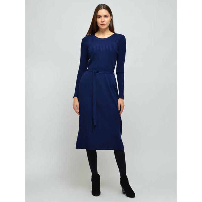 Платье женское, размер 52
Платье женское, размер 52