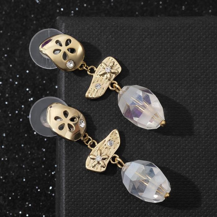 Серьги со стразами "Резные" мини, цветок, цвет белый в золоте