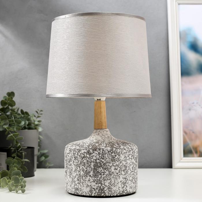 Лампа настольная 16395/1 E14 40Вт 22х22х37 см
Лампа настольная 16395/1 E14 40Вт 22х22х37 см