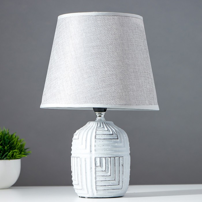 Лампа настольная 16301/1 E14 40Вт МИКС 20х20х30,5 см
Лампа настольная 16301/1 E14 40Вт МИКС 20х20х30,5 см