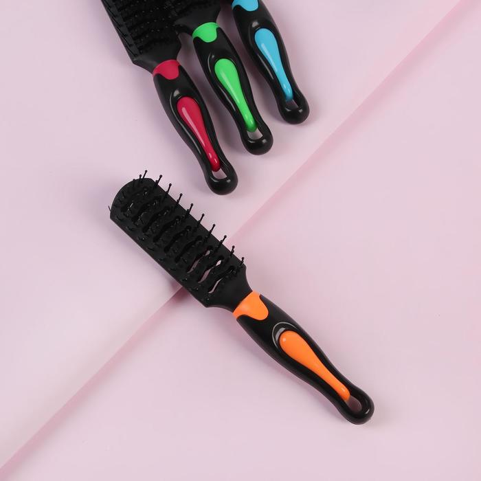 Расчёска массажная, вентилируемая, 4,5 × 23,5 см, цвет МИКС
Расчёска массажная, вентилируемая, 4,5 × 23,5 см, цвет МИКС