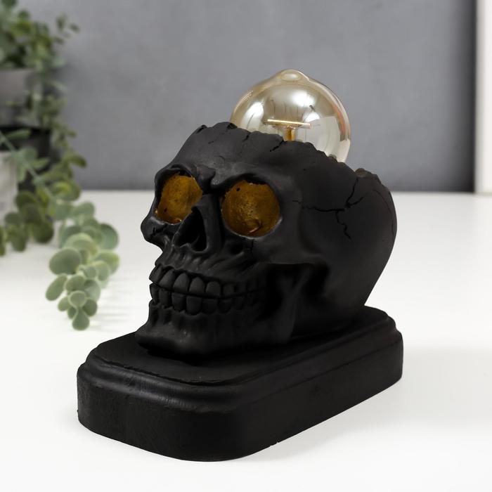 Настольная лампа "Череп" Е27 60Вт черно-золотой 10х14х18 см
Настольная лампа "Череп" Е27 60Вт черно-золотой 10х14х18 см