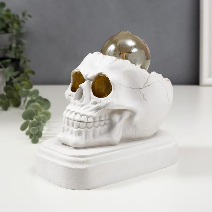 Настольная лампа "Череп" Е27 60Вт бело-золотой 10х14х18 см
Настольная лампа "Череп" Е27 60Вт бело-золотой 10х14х18 см