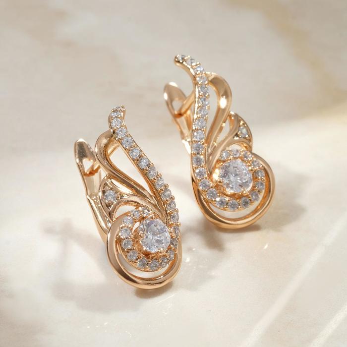 Серьги со стразами "Завиток" элегия, цвет белый в золоте
Серьги со стразами "Завиток" элегия, цвет белый в золоте