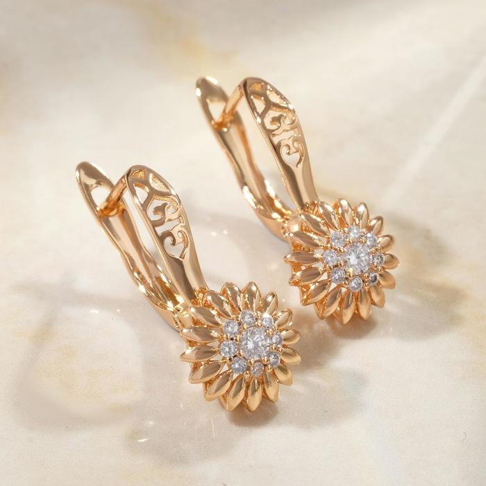 Серьги со стразами "Цветок" подсолнух, цвет белый в золоте
Серьги со стразами "Цветок" подсолнух, цвет белый в золоте