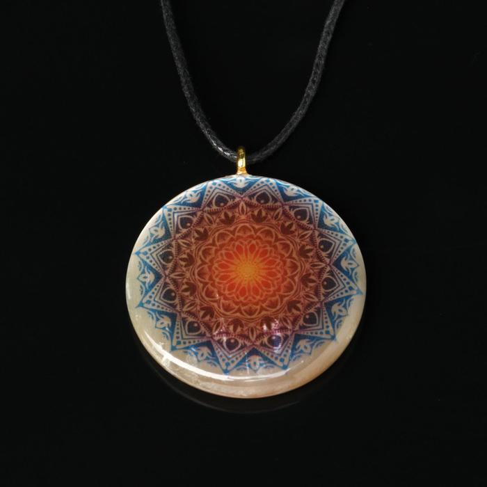Кулон круглый №3"Мандала", селенит
Кулон круглый №3"Мандала", селенит