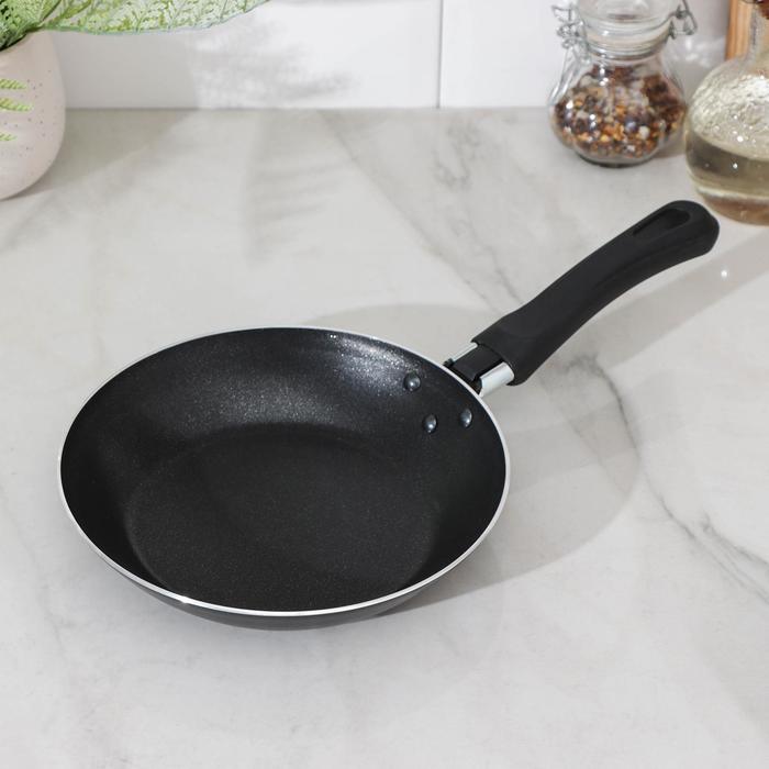 Сковорода VARI «Лучшая цена», d=18 см, низкая, антипригарное покрытие
Сковорода VARI «Лучшая цена», d=18 см, низкая, антипригарное покрытие