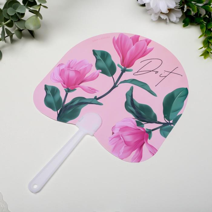 Веер-опахало "Розовые цветы - Do it" 21х13 см
Веер-опахало "Розовые цветы - Do it" 21х13 см