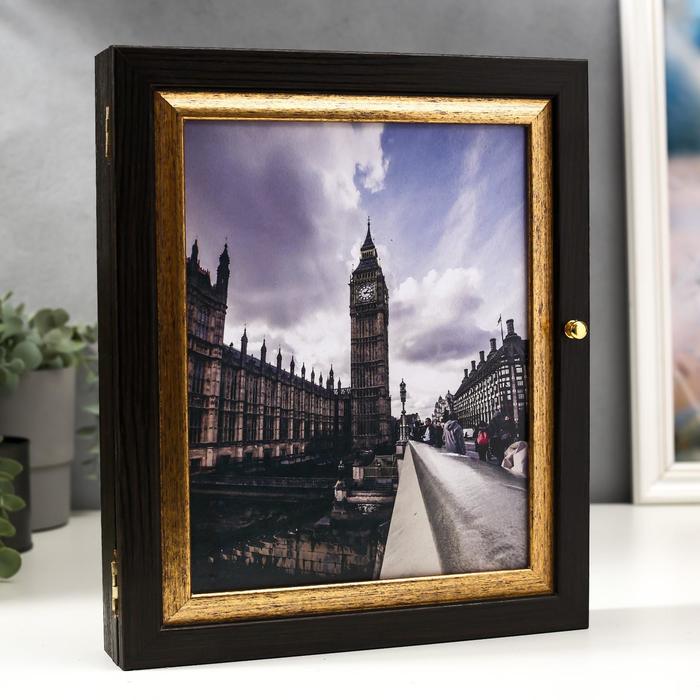 Ключница "Велопрогулка по Лондону" 25х30 см
Ключница "Велопрогулка по Лондону" 25х30 см