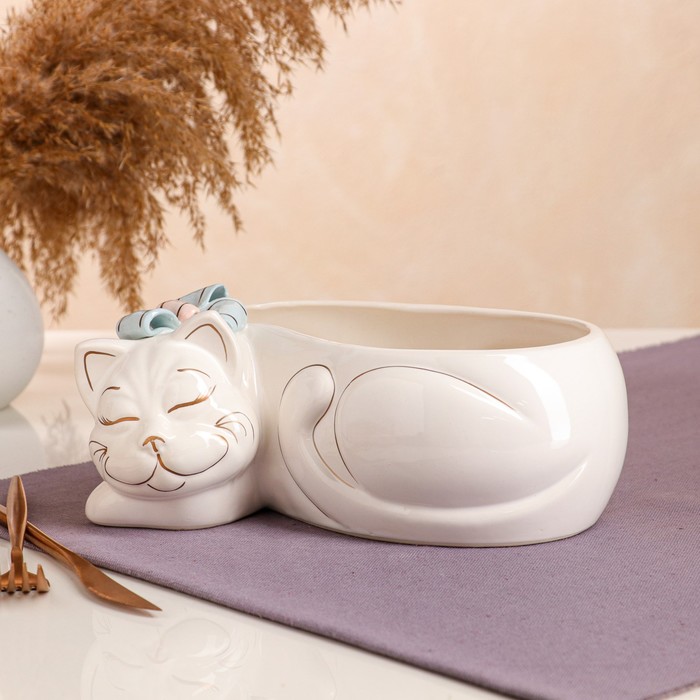 Конфетница "Котик Британский", белая, золотистая роспись, керамика, 25*17*12 см, 1.7 л, авторская работа
Конфетница "Котик Британский", белая, золотистая роспись, керамика, 25*17*12 см, 1.7 л, авторская работа