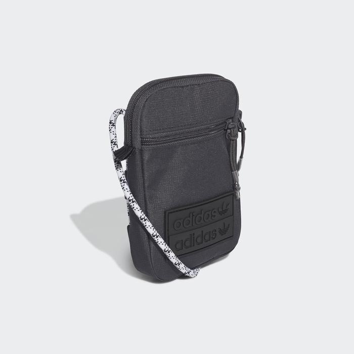 Сумка Adidas Ryv Festival Bg (GN2382)
Сумка Adidas Ryv Festival Bg (GN2382)