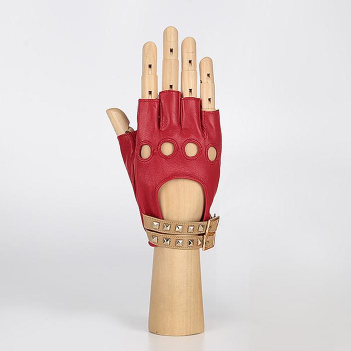 Перчатки женские, натуральная кожа (Размер 6) красный
Перчатки женские, натуральная кожа (Размер 6) красный