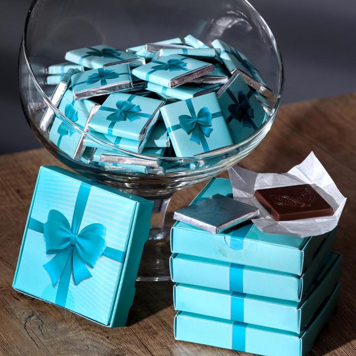 Набор из 8 шоколадок «Бант на зелёном», 40 г 
Набор из 8 шоколадок «Бант на зелёном», 40 г