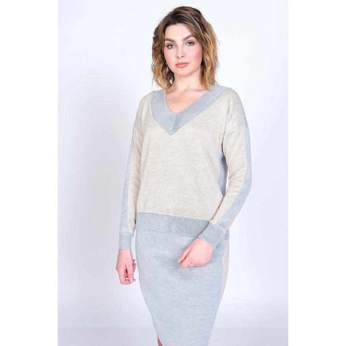 Костюм женский, размер 46
Костюм женский, размер 46