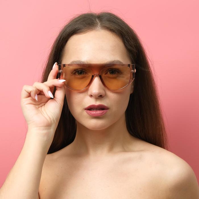 Очки солнцезащитные, UV 400, линза 7х5.5 см, ширина 15 см, дужка 14.5 см
Очки солнцезащитные, UV 400, линза 7х5.5 см, ширина 15 см, дужка 14.5 см