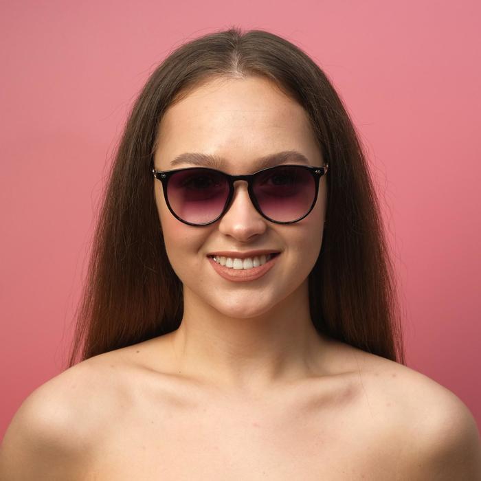 Очки солнцезащитные "Мастер К.", UV400, линза 5х5.5 см, ширина 13.6 см, дужка 14.5 см
Очки солнцезащитные "Мастер К.", UV400, линза 5х5.5 см, ширина 13.6 см, дужка 14.5 см