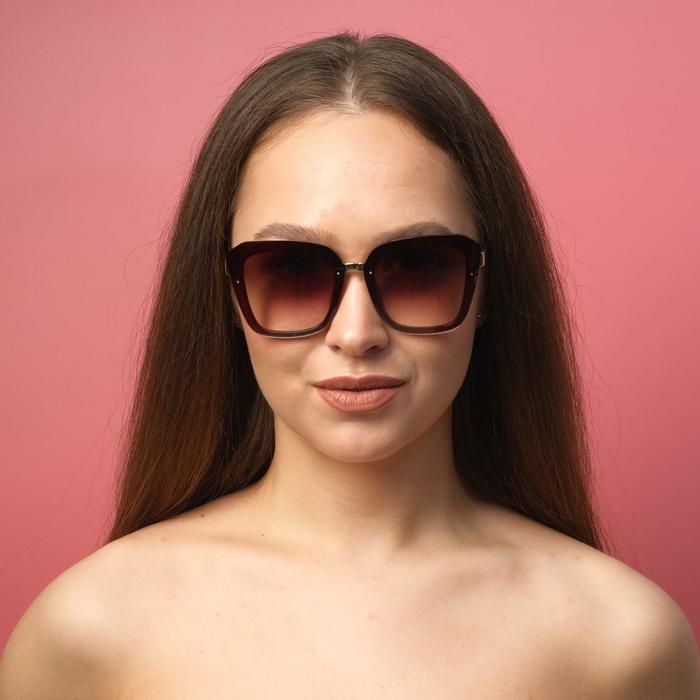 Очки солнцезащитные "Мастер К.", UV400, линза 5.6х6 см, ширина 14 см, дужка 14.7 см
Очки солнцезащитные "Мастер К.", UV400, линза 5.6х6 см, ширина 14 см, дужка 14.7 см