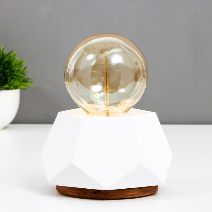 Настольная лампа 16698/1WT E27 60Вт белый 10х10х10 см
Настольная лампа 16698/1WT E27 60Вт белый 10х10х10 см