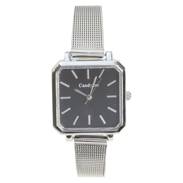 Часы наручные женские, циферблат 2.8х2.5, ремешок металл 22.5 см
Часы наручные женские, циферблат 2.8х2.5, ремешок металл 22.5 см