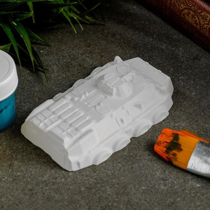 Фигура под роспись "БТР" 8х10х2см
Фигура под роспись "БТР" 8х10х2см