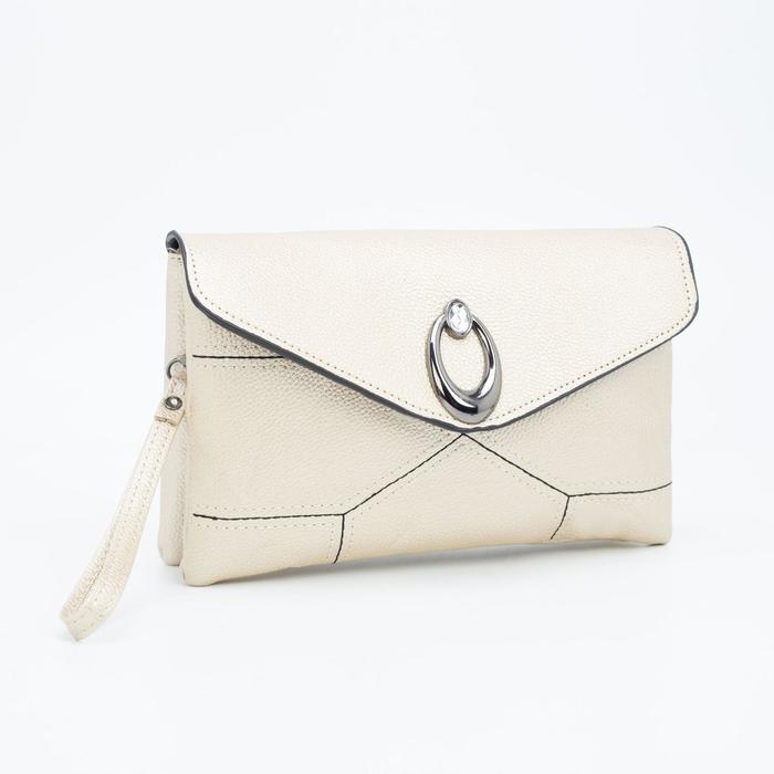 Клатч, отдел на клапане, длинный ремень, цвет молочный
Клатч, отдел на клапане, длинный ремень, цвет молочный