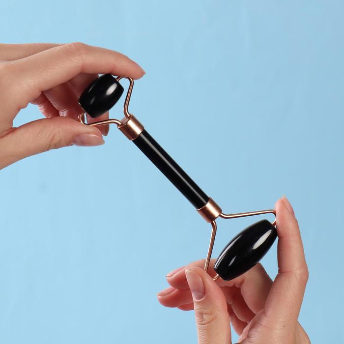 Массажёр для лица и зоны декольте, 14,5 × 5 см, двусторонний, чёрный агат
Массажёр для лица и зоны декольте, 14,5 × 5 см, двусторонний, чёрный агат