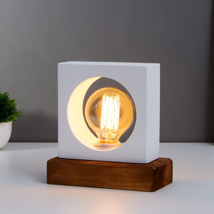 Лампа настольная 2070/1nWT E27 60Вт белый 18х18х10 см
Лампа настольная 2070/1nWT E27 60Вт белый 18х18х10 см