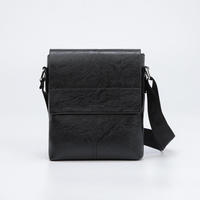 Планшет мужской, отдел на молнии, наружный карман, длинный ремень, цвет чёрный
Планшет мужской, отдел на молнии, наружный карман, длинный ремень, цвет чёрный