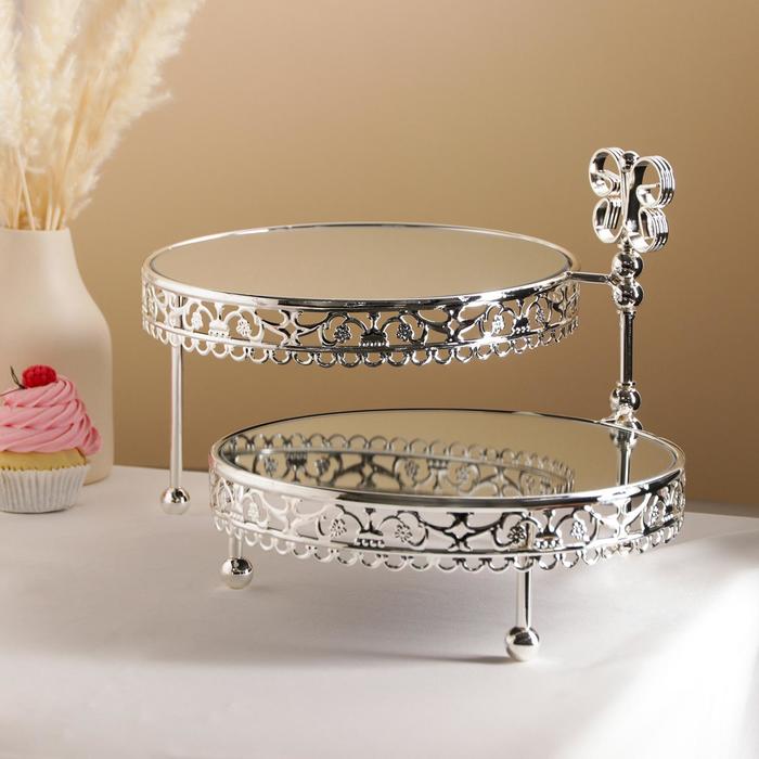 Подставка для десертов «Затмение», 28×28×26 см, цвет металла серебряный
Подставка для десертов «Затмение», 28×28×26 см, цвет металла серебряный