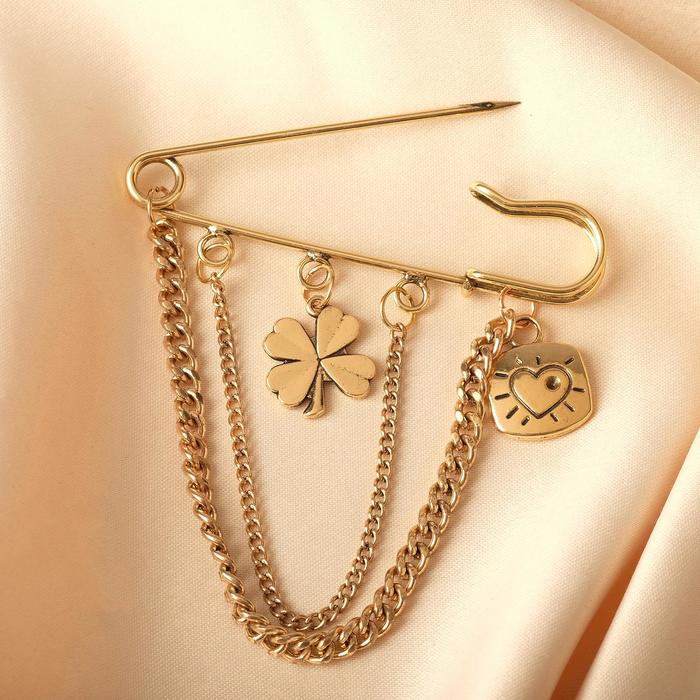 Булавка с подвесками "Удачи в любви", 7,5см, цвет золото
Булавка с подвесками "Удачи в любви", 7,5см, цвет золото