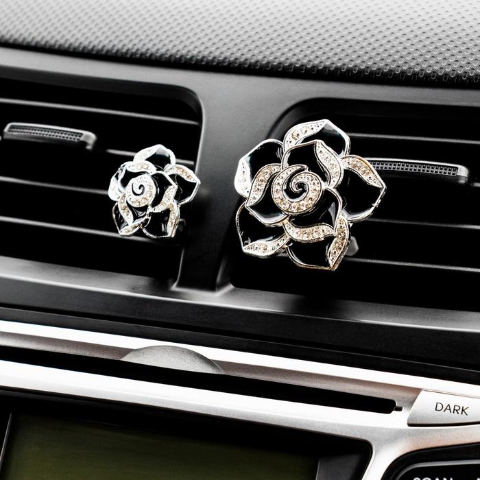 Украшение в дефлектор автомобиля "Цветок", набор 2 шт 
Украшение в дефлектор автомобиля "Цветок", набор 2 шт