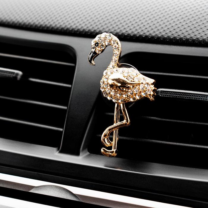 Украшение в дефлектор автомобиля "Фламинго"
Украшение в дефлектор автомобиля "Фламинго"