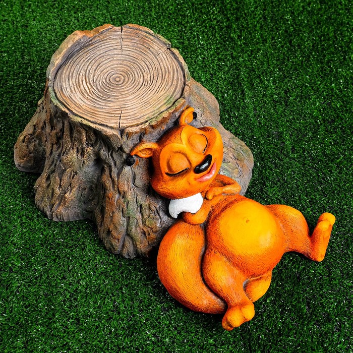 Садовая фигура "Белка-Забейка" 43х29х16см
Садовая фигура "Белка-Забейка" 43х29х16см