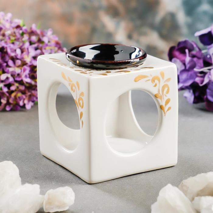 Аромалампа "Куб" чёрно-белая,с золотом 9.5 см 
Аромалампа "Куб" чёрно-белая,с золотом 9.5 см