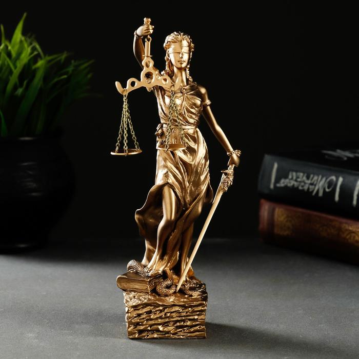 Фигура "Фемида" бронза / мраморная крошка, 21см 
Фигура "Фемида" бронза / мраморная крошка, 21см