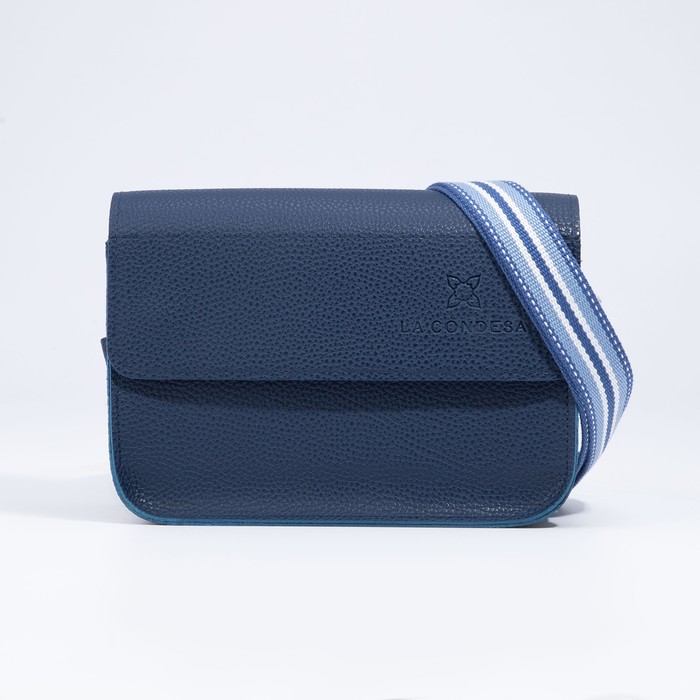 Сумка-мессенджер на клапане, наружный карман, длинный ремень, цвет синий
Сумка-мессенджер на клапане, наружный карман, длинный ремень, цвет синий
