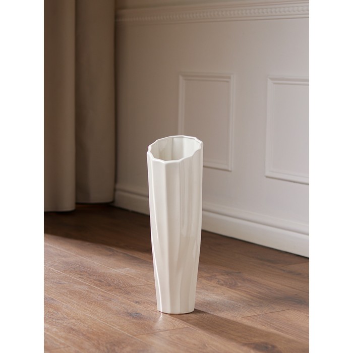 Ваза керамическая "Селена", напольная, белая, 45 см 
Ваза керамическая "Селена", напольная, белая, 45 см